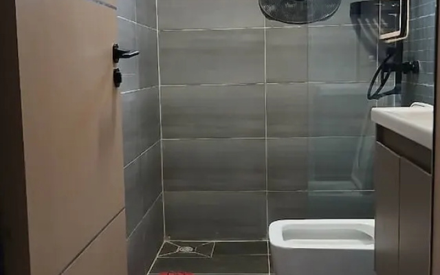 Nairobi Airbnb - Fast Wifi, Swimming Pool, gym