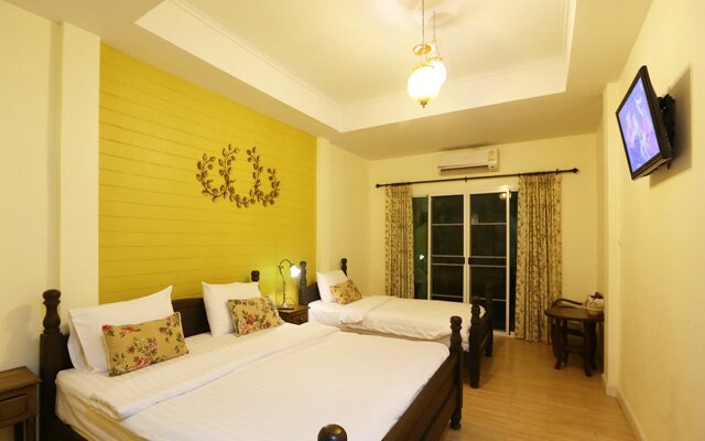 Khum Muang Min Boutique Hotel