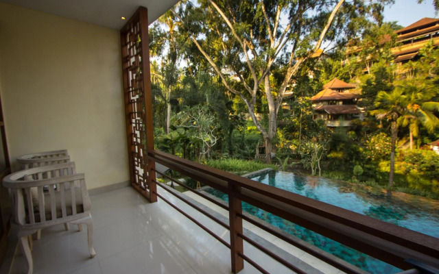 Labak River Hotel by EPS