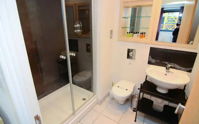 Millharbour Serviced Apartments