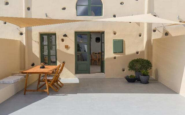 Elements Cave Suites
