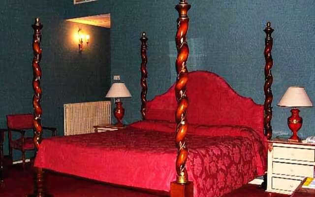 Chateau De Meyrargues