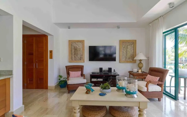 3BR Sublime Essence Beachfront Jaccuzi BBQ