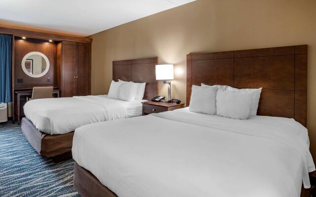 Comfort Inn & Suites Newark - Wilmington