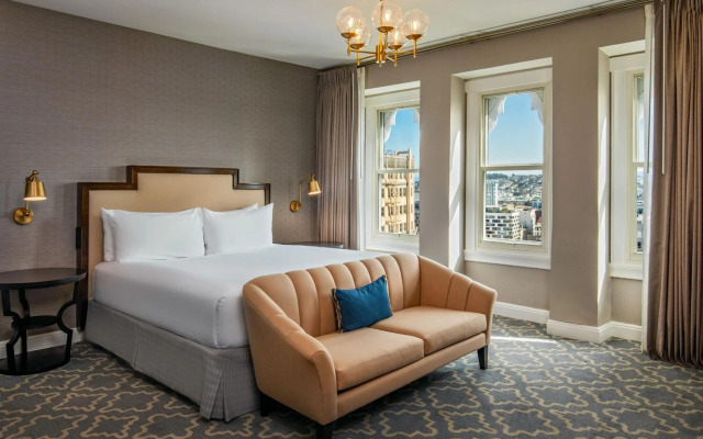 Hotel Adagio, Autograph Collection