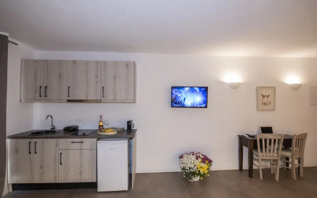 Myrsini's Luxury Suites