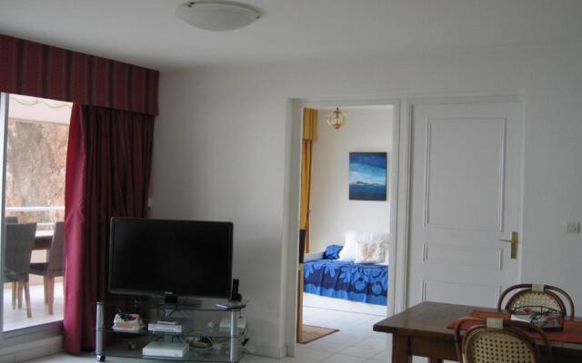 Luxury apartment facing the Mediterranean