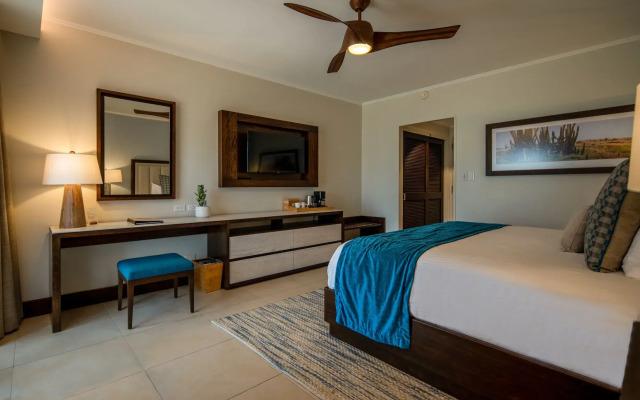 Manchebo Beach Resort and Spa