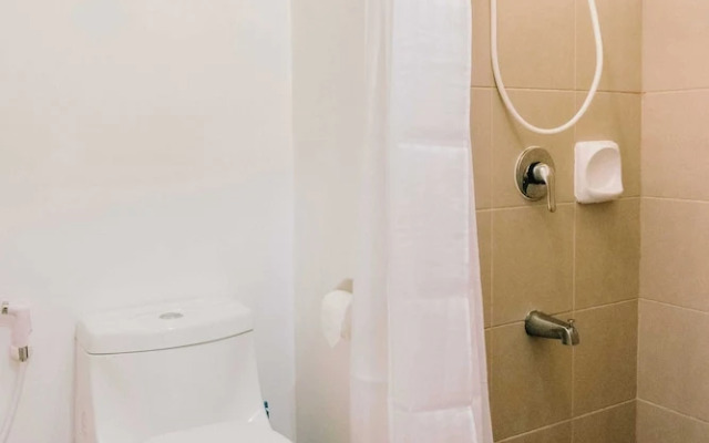 City Haven With Prime Views