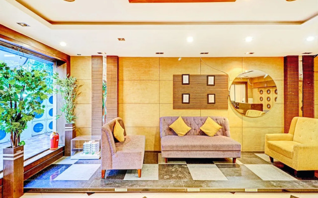 OYO Townhouse 696 Hotel Mayfair Tower