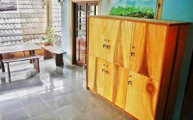Ayodhya Garden Hostel Yogyakarta by HOM