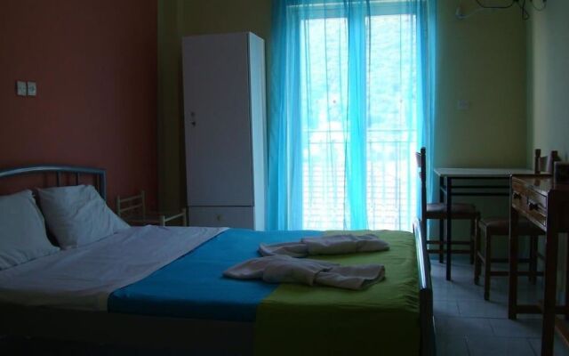 Dionisis Apartments