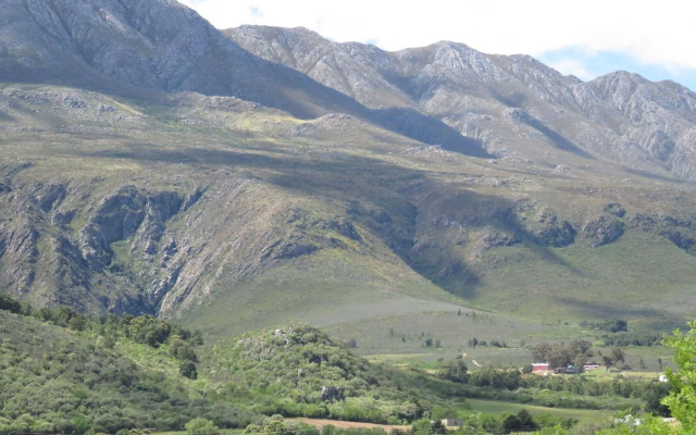 Swartberg Backpackers