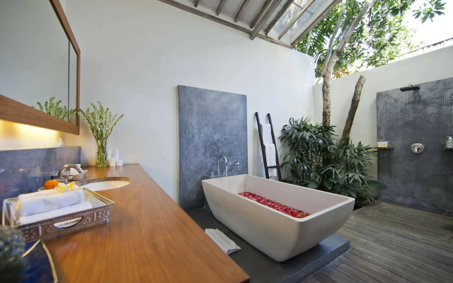 Bidadari Private Pool Villa