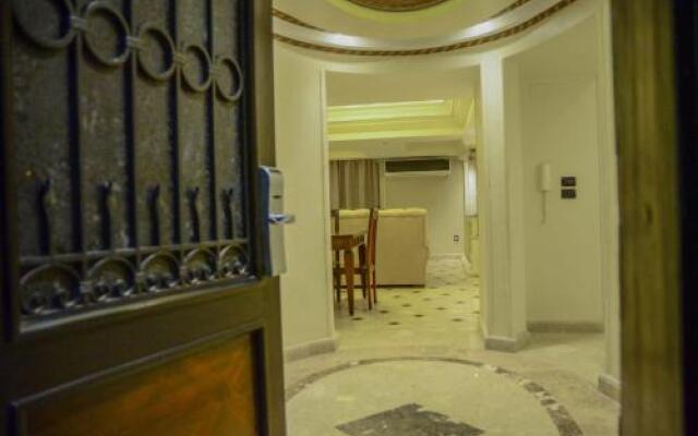 Tohfa Luxury Apartment