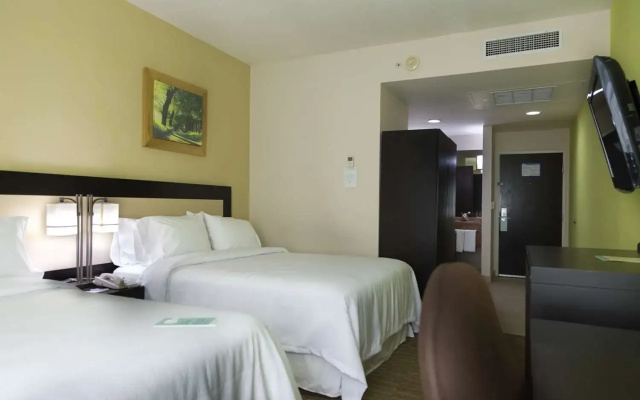 Excellence Express & Suites