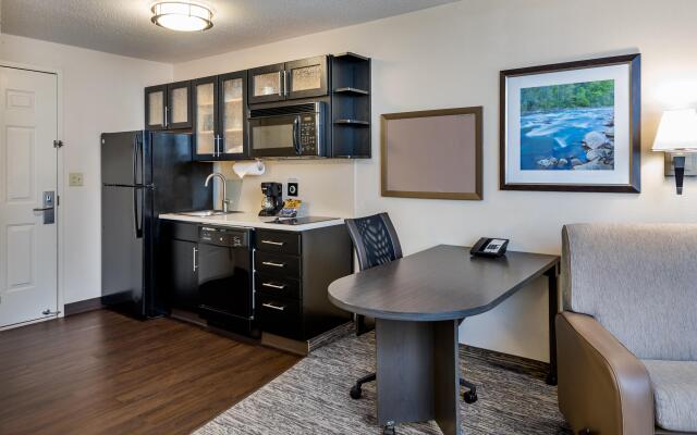 Candlewood Suites Washington Dulles Sterling by IHG