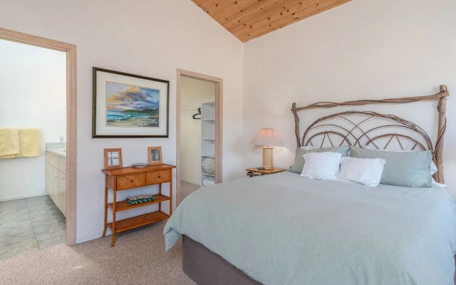 Sea Ranch Delight