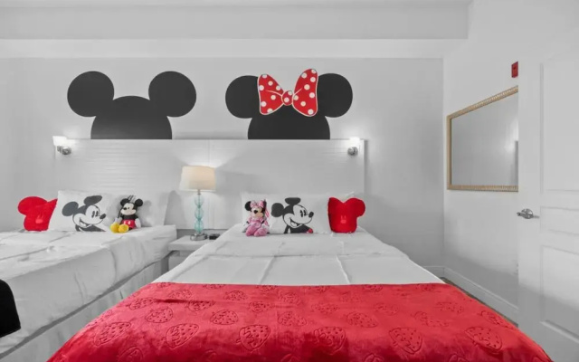2 Bedroom Deluxe - Theme Park