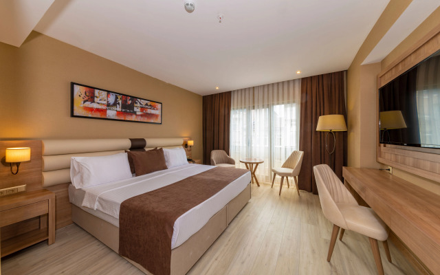38 Hotel