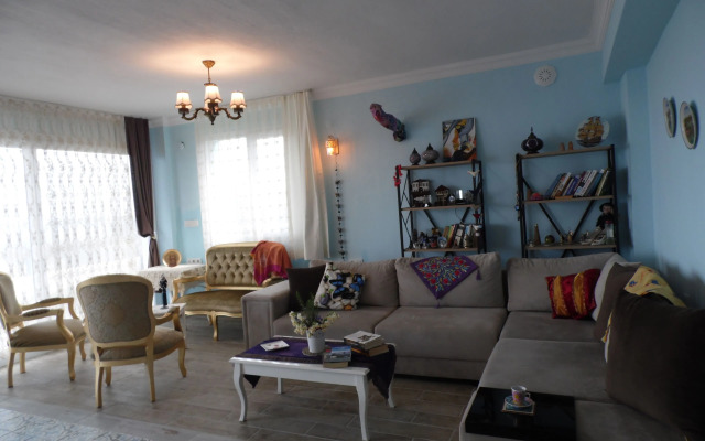 Laila Otel  Karaburun