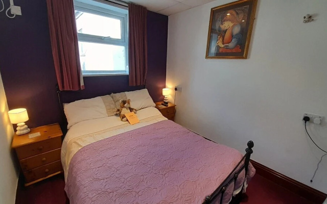Selenite Guest House