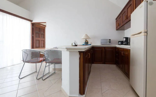 Irving Paradise 202 by CocoBR