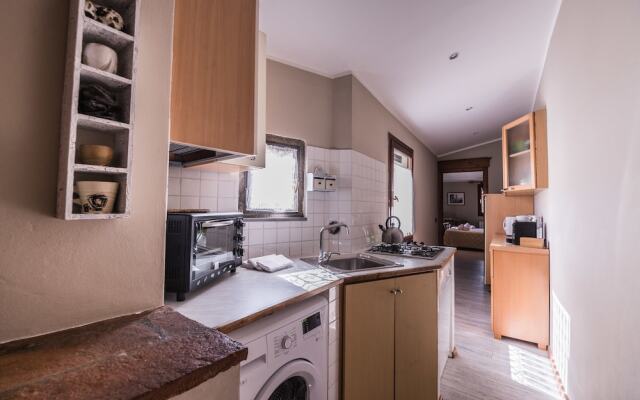 A Few Steps to The Duomo Elegant 2BD Apt