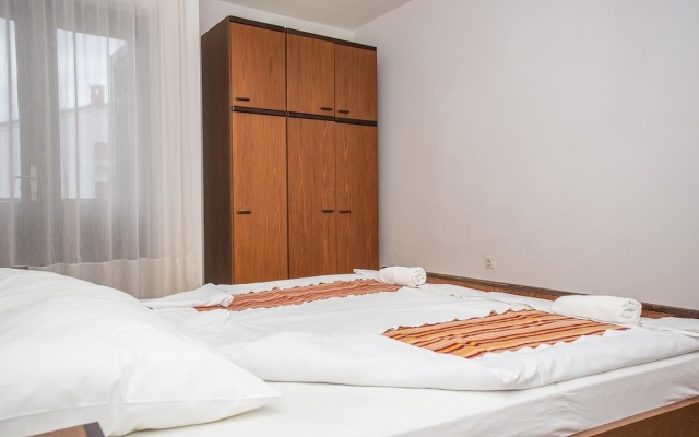 Apartments Adria 577