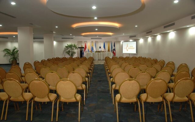 Renaissance Panama City Hotel