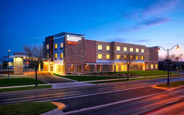 Fairfield Inn & Suites by Marriott Madison Verona