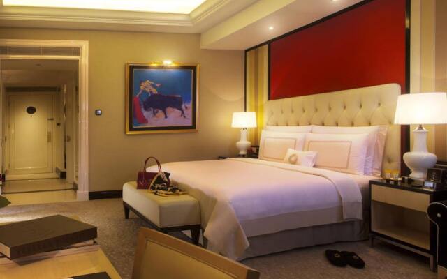 The Trans Luxury Hotel