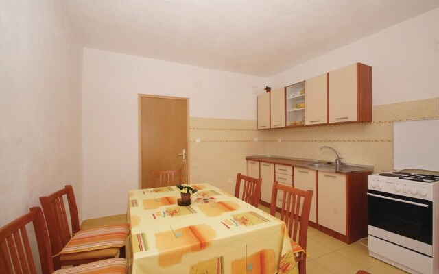 Nice Home in Blato With 2 Bedrooms and Wifi