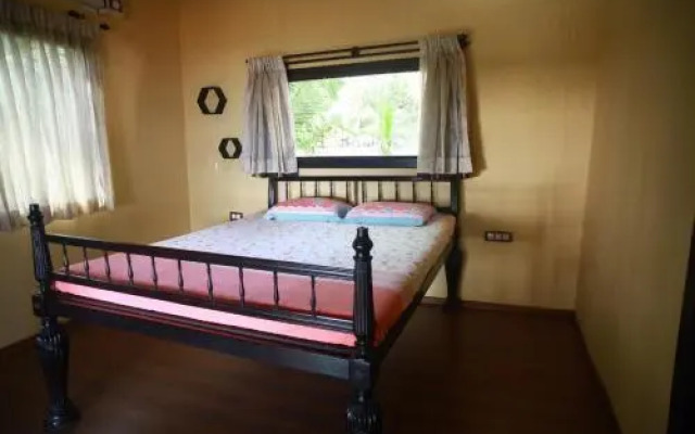 SaffronStays Little Paradise