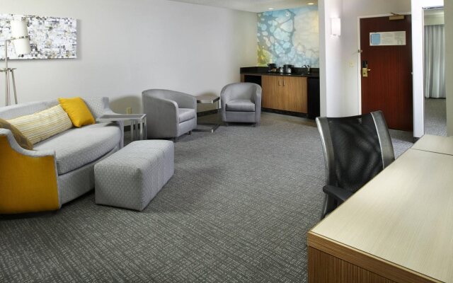 Courtyard by Marriott Lansing