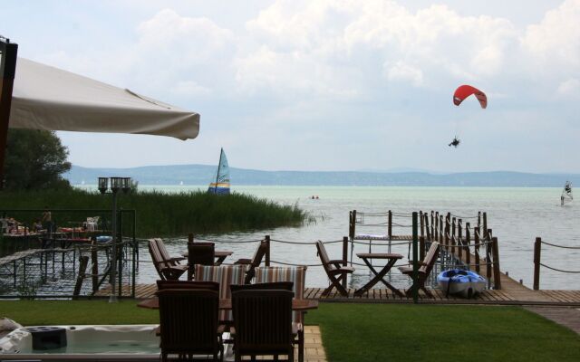 Royal Mediterran Hotel