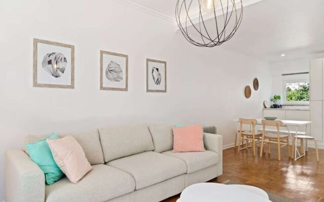 Stunning 2-Bedroom Apartment in Benfica, Lisbon