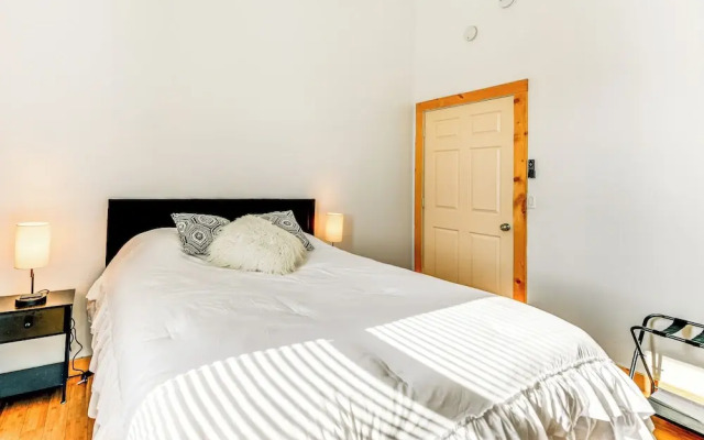 Bring a Pet: Historic Downtown Olean Apartment