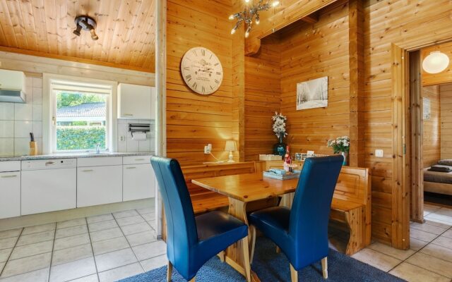 Luxurious Chalet in Guelders by the Forest