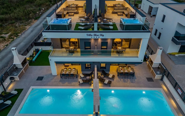Villa Blue Sky