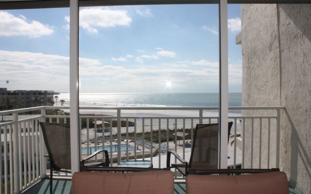 Jamaica Royale 504 - 2 Br Condo