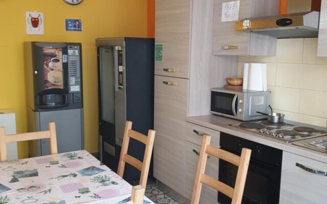 Pisa Train Station Hostel