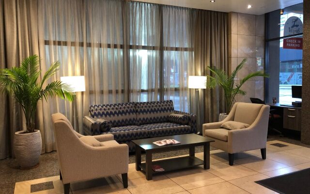 Landis Hotel & Suites