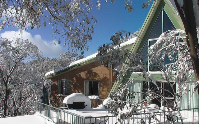 Ripparoo Ski Lodge