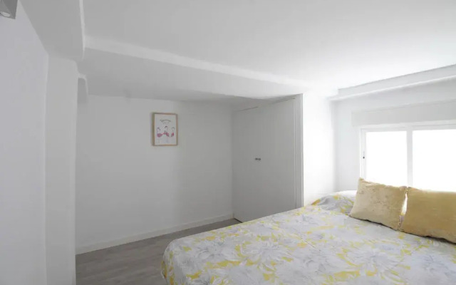 Apartamento con 2 camas de Matrimonio, A/C y WiFi SANB1