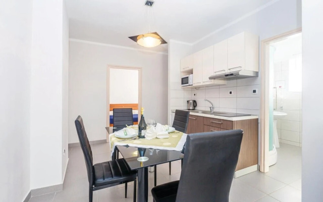 Amazing Home in Pinezici With Wifi and 2 Bedrooms