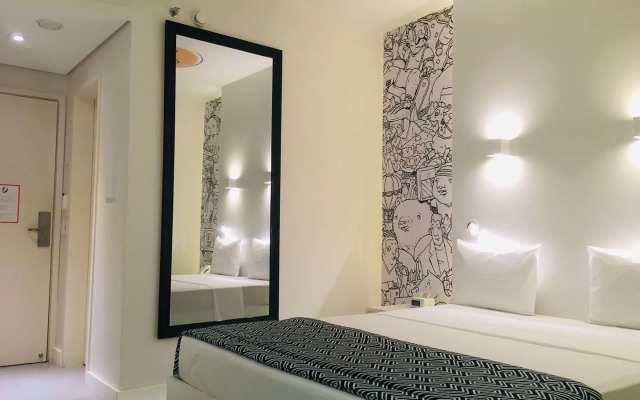 Golden Tower Shopping by Fênix Hotéis