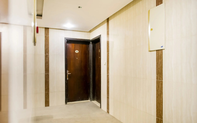 OYO 525 Rose Plaza 1