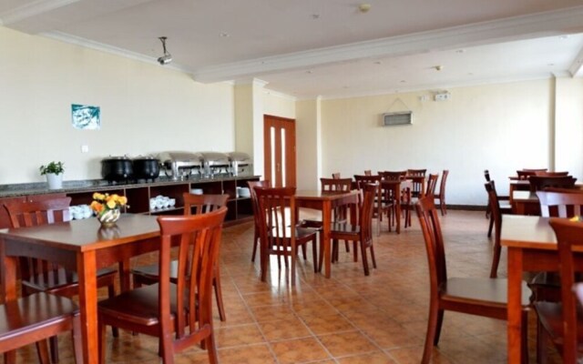 GreenTree Inn Shandong Weihai Gangkou Express Hotel