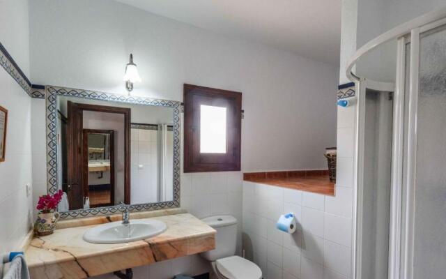 Casa La Vina del Arenal Pizarra by Ruralidays